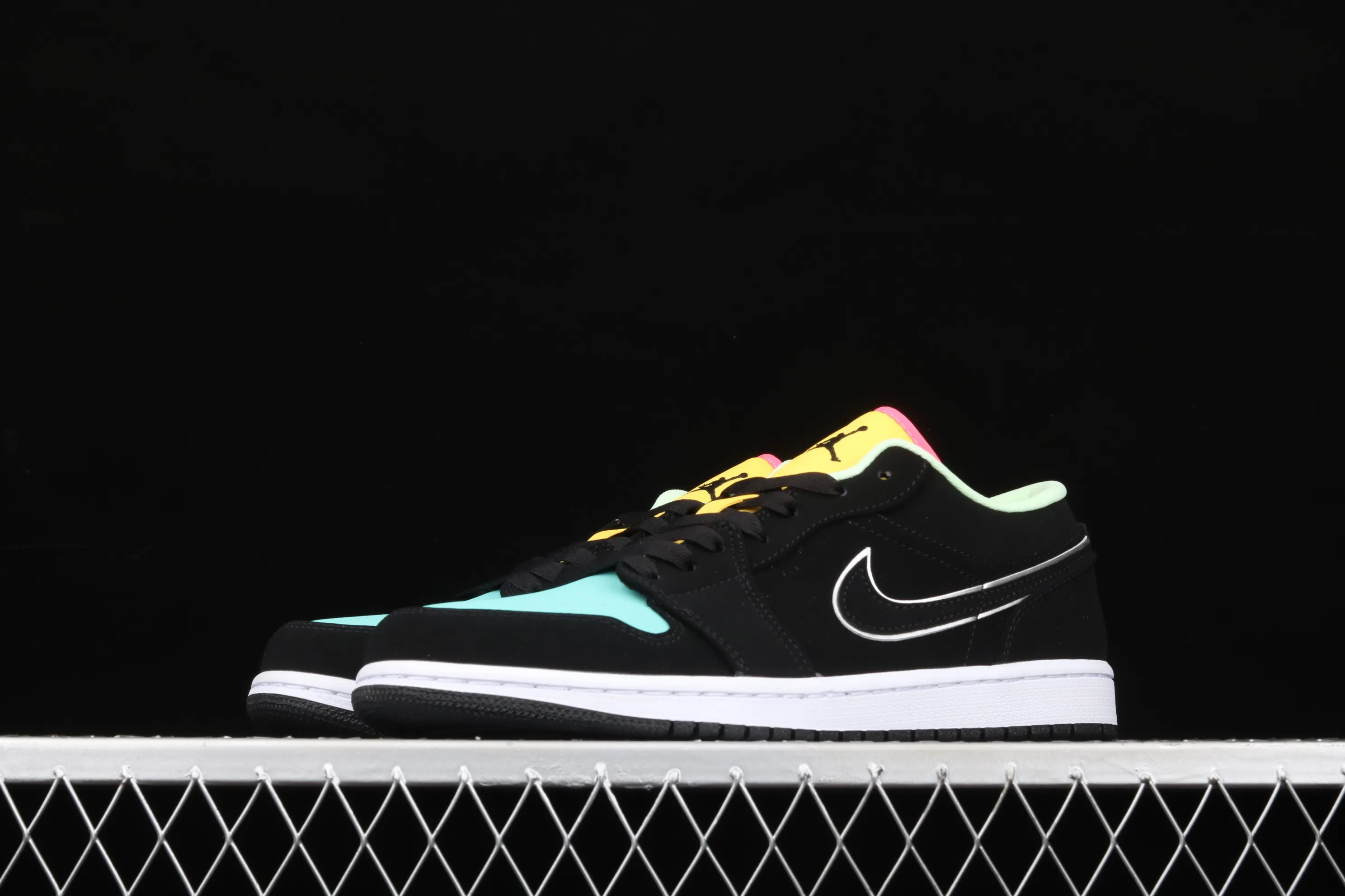 All categories Air Jordan Jordan series basketball shoes Air Jordan 1 Low G version pure original Air Jordan 1 Low AJ1 Joe 1 black blue yellow little Tiffany CK3022-013